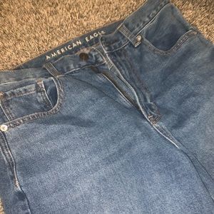 American eagle ripped mom jeans🤩🤩